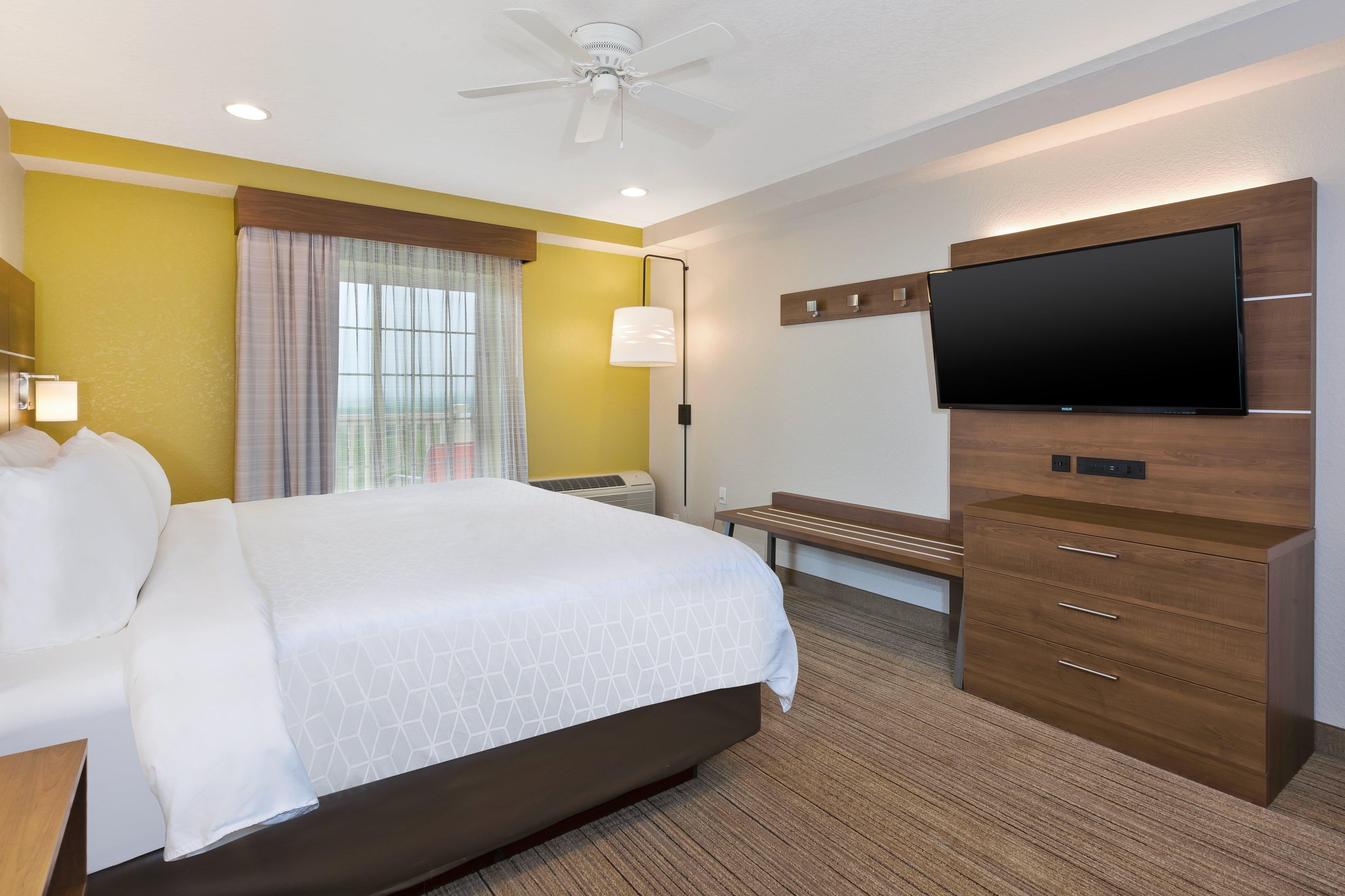 Holiday Inn Express Hotel & Suites Petoskey, An Ihg Hotel Extérieur photo