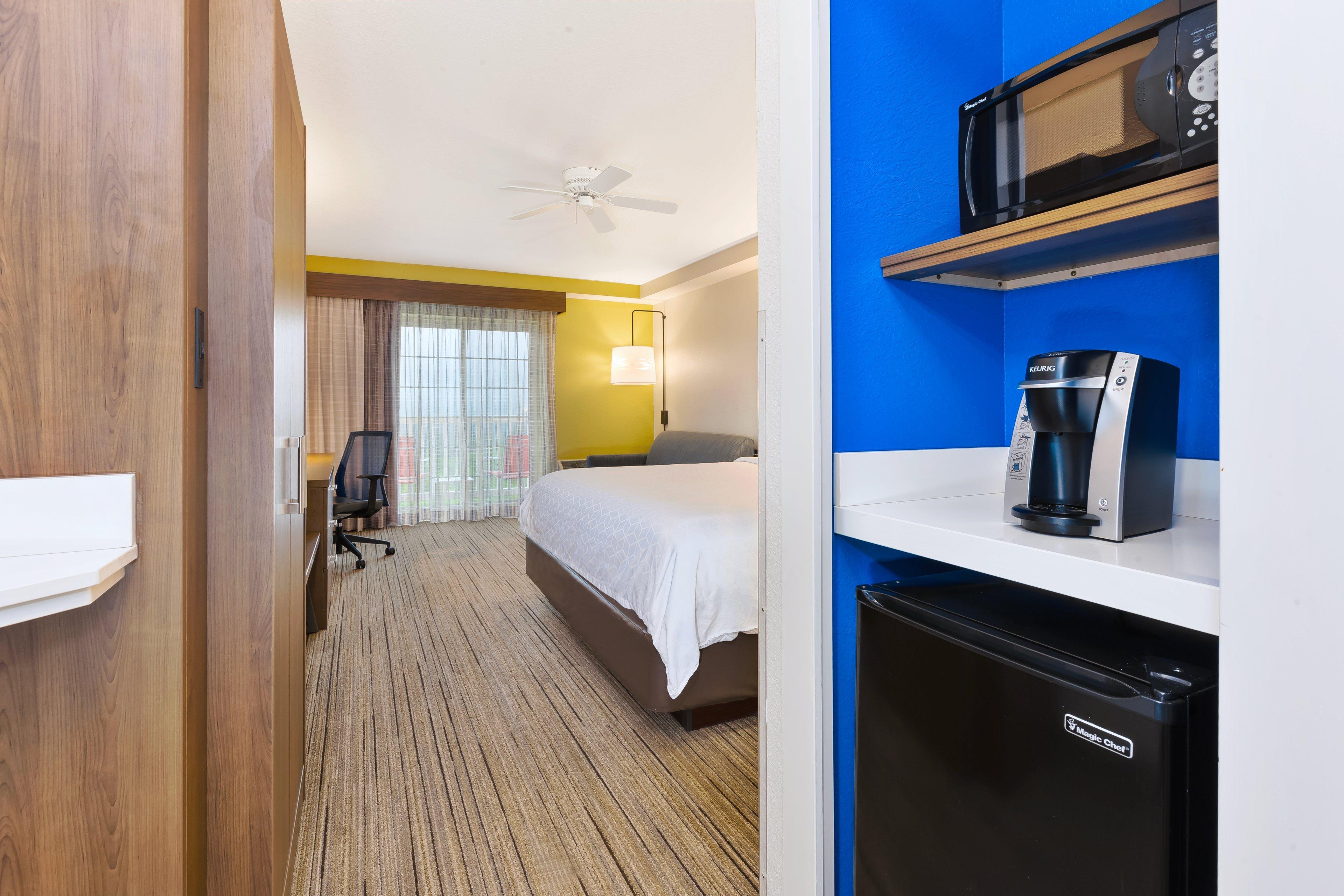 Holiday Inn Express Hotel & Suites Petoskey, An Ihg Hotel Extérieur photo