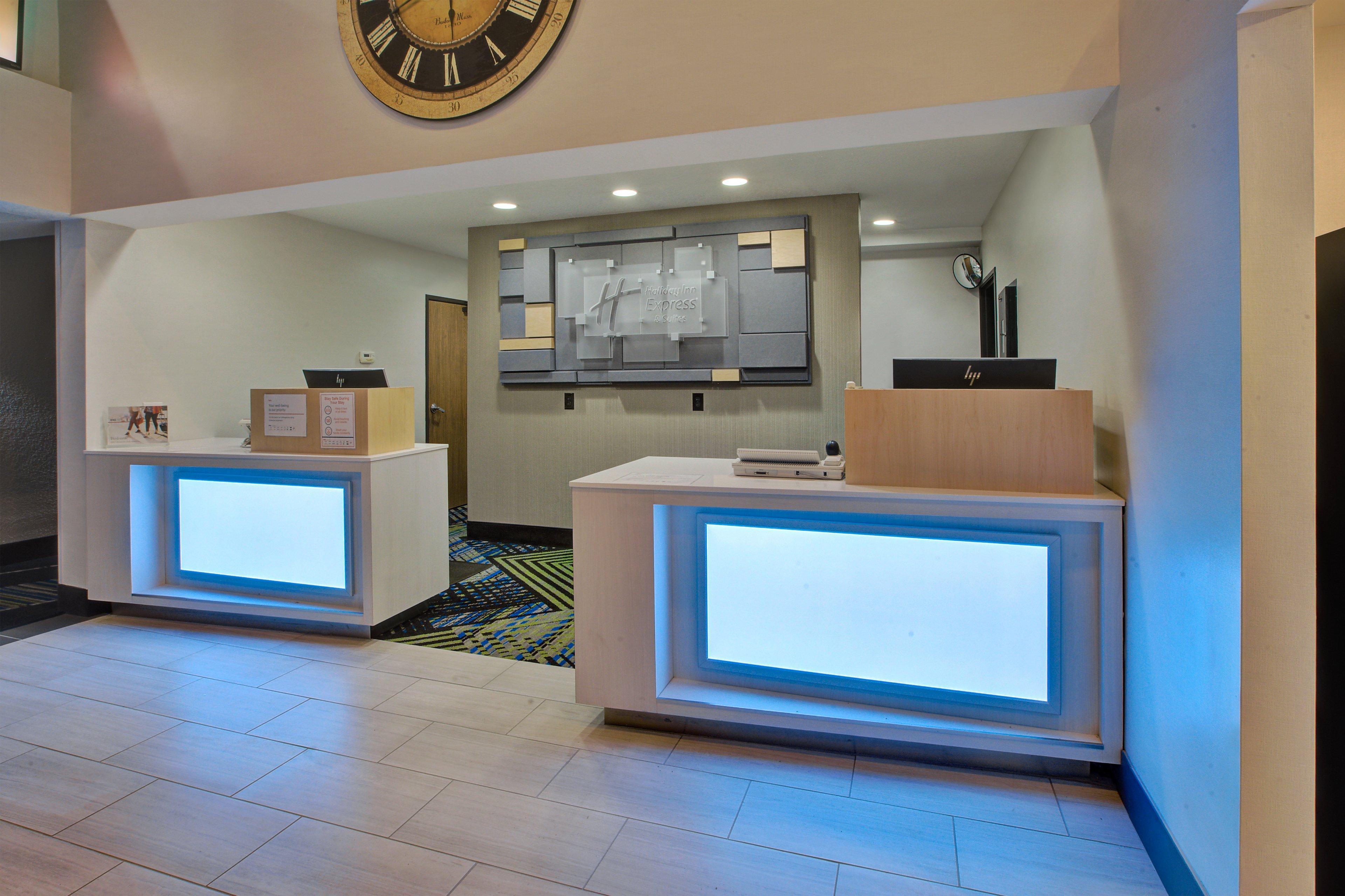 Holiday Inn Express Hotel & Suites Petoskey, An Ihg Hotel Extérieur photo